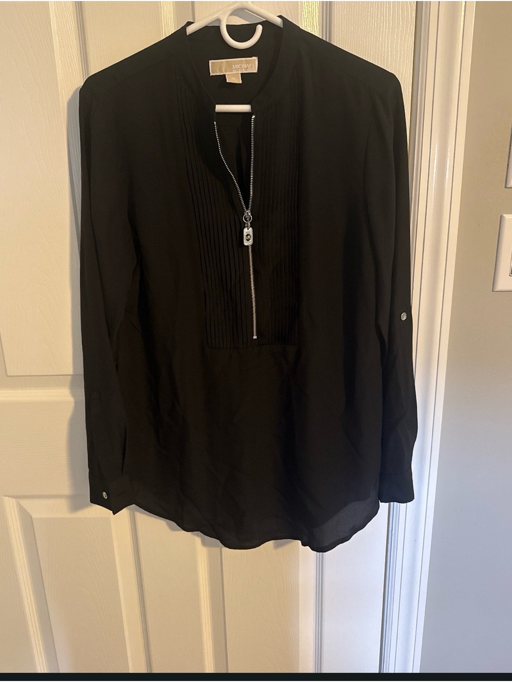 Michael Kors Black Long-Sleeve Zip Pleated Popover Blouse